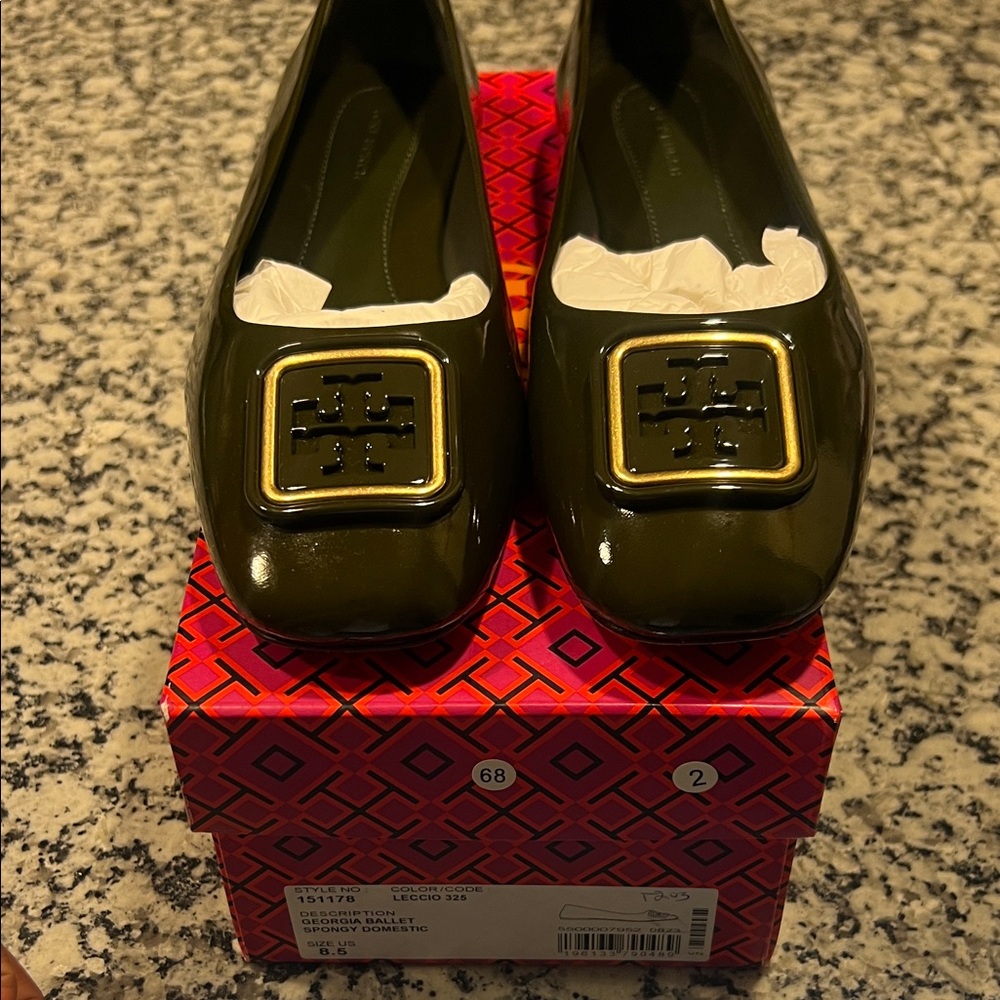 Tory Burch Olive Green Loafers - Georgia Ballet NWT